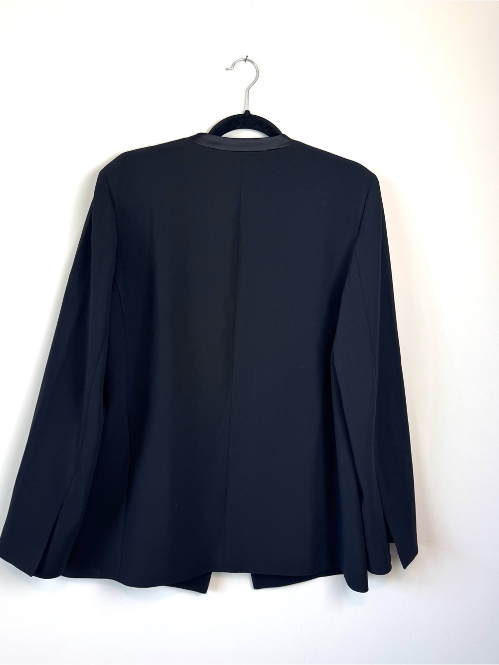 Theory Collarless Tuxedo Crepe Black Blazer 12 - Picture 8 of 11